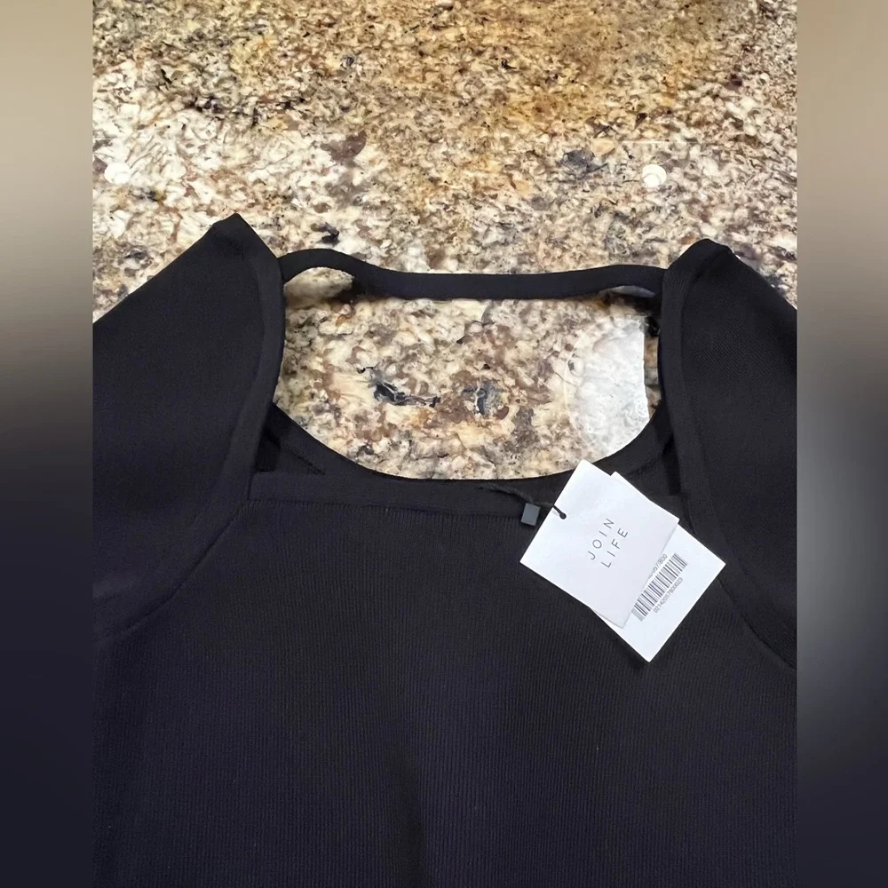 NWT Zara Women’s Knit Long Sleeve Crop Top
